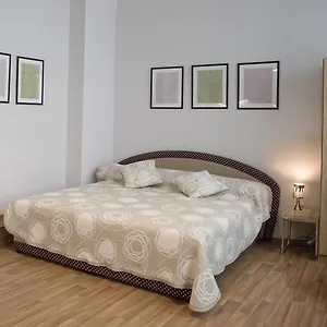 Apartament Krakovska 5